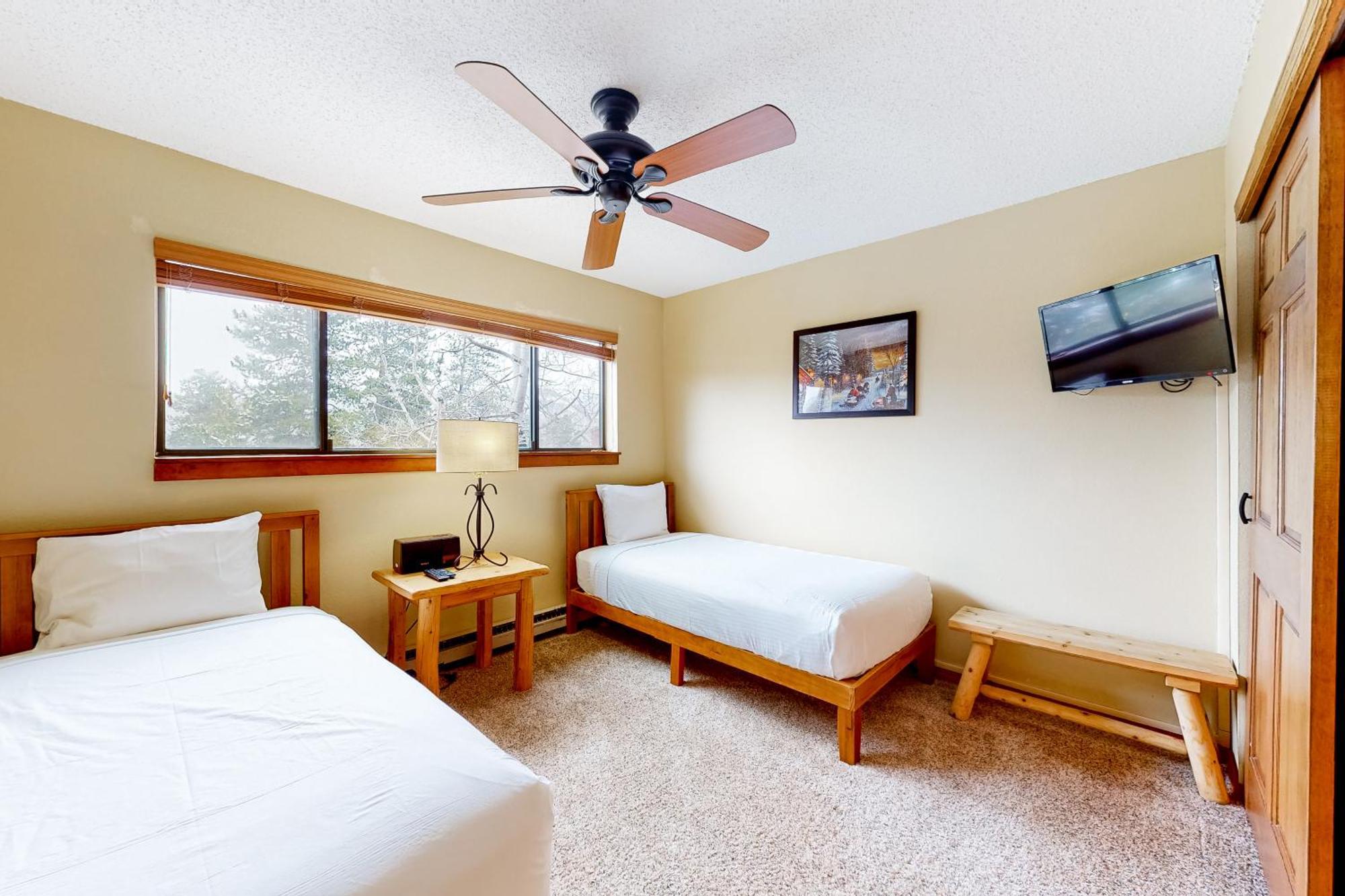 Pine Ridge Condos Breckenridge Room photo